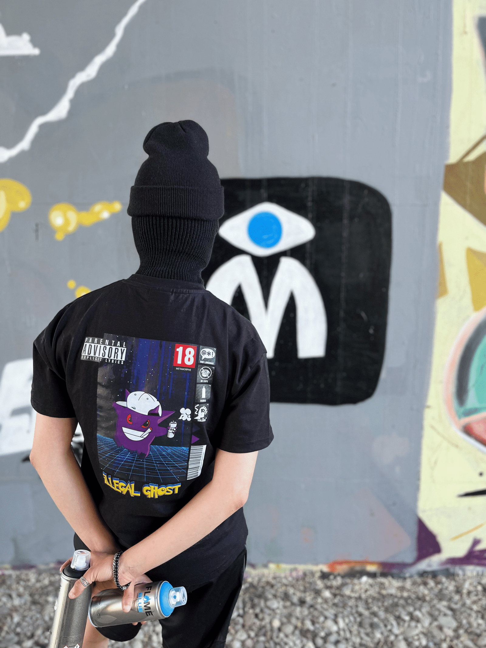 t-shirt illegal ghost, marque metamorphe, collection, pokegame, shooting dos, violet et noir